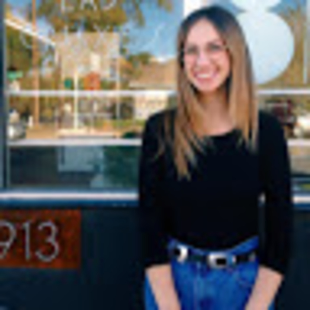 Meet your Posher, Carli